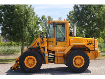 اللودر بعجل JCB 426