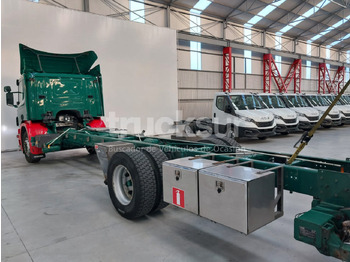 الشاسيه شاحنة SCANIA P280.18: صور 5