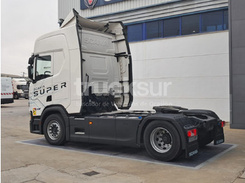 شاحنة جرار SCANIA R460 SUPER: صور 3