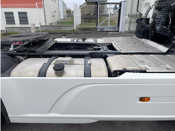 شاحنة جرار DAF XF105 460: صور 4