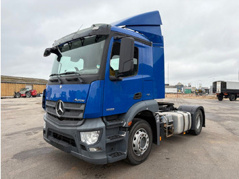 شاحنة جرار MERCEDES-BENZ Actros 1832