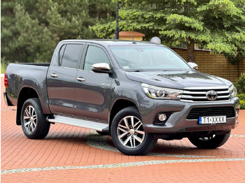 شاحنة البيك أب TOYOTA Hilux