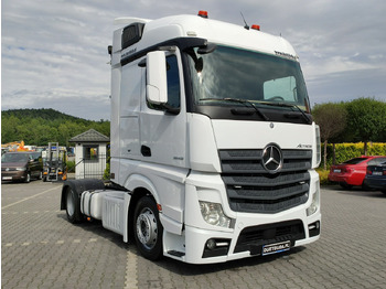 شاحنة جرار MERCEDES-BENZ Actros 1845