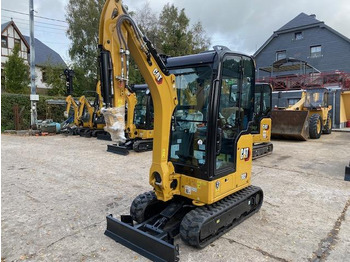 حفارة مصغرة CATERPILLAR 302
