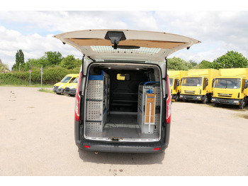 فان المدمجة FORD Transit
