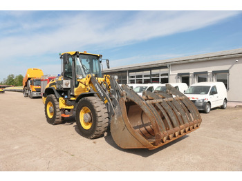 اللودر بعجل VOLVO L45H