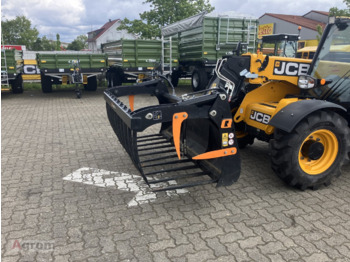 السيلاج الآلات