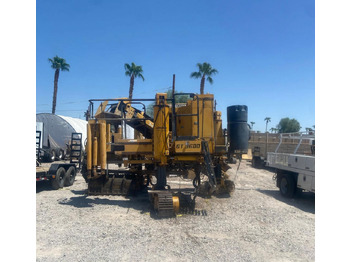 العامل بالقار GOMACO