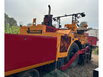 العامل بالقار