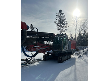 آلة حفر SANDVIK