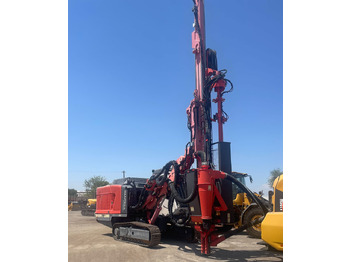 آلة حفر SANDVIK