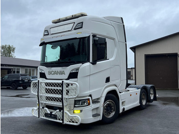 شاحنة جرار SCANIA R
