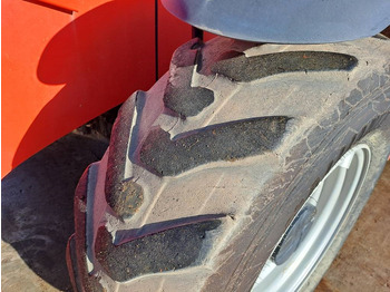 رافعة تلسكوبية Manitou MT 1440: صور 4 رافعة تلسكوبية Manitou MT 1440: صور 4