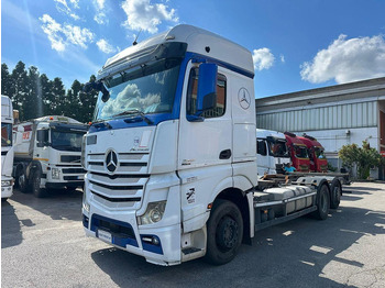 الشاسيه شاحنة MERCEDES-BENZ Actros 2545
