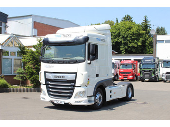 شاحنة جرار DAF XF 530