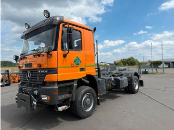 الشاسيه شاحنة MERCEDES-BENZ Actros 2031