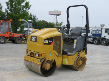 مدحلة CATERPILLAR CB14B