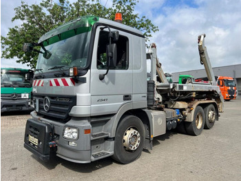 شاحنة MERCEDES-BENZ Actros 2641