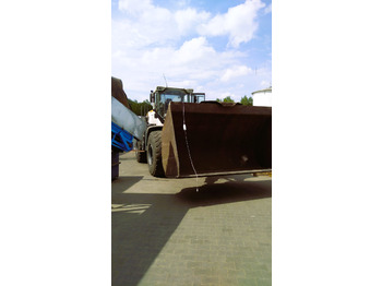 اللودر بعجل LIEBHERR L580 X POWER: صور 5