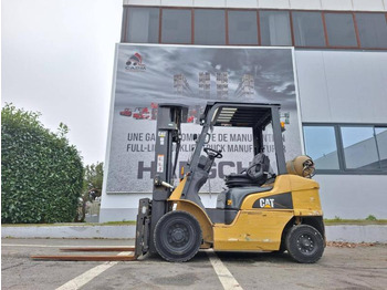 رافعة شوكية تعمل بالغاز Caterpillar GP25N: صور 3