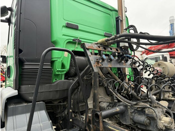 شاحنة جرار MAN TGS 18.440 4x4H Eur 5 Sattelzugmaschine: صور 3
