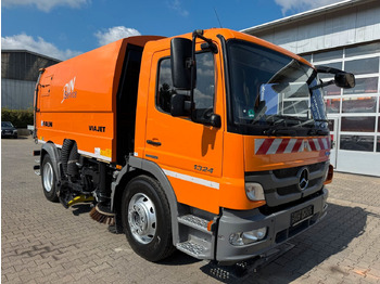 سياره كنس شوارع MERCEDES-BENZ Atego 1324
