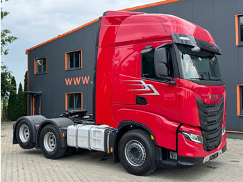 شاحنة جرار IVECO S-WAY