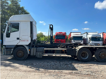 شاحنة ذات الخطاف IVECO Eurostar 480: صور 2