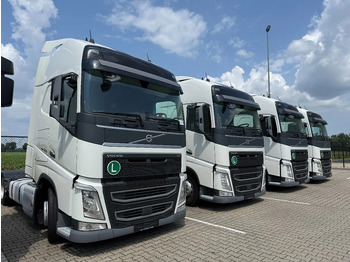 شاحنة جرار VOLVO FH13 420