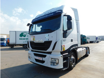 شاحنة جرار IVECO