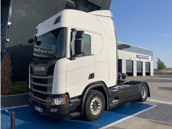 شاحنة جرار SCANIA R 450