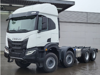 الشاسيه شاحنة IVECO T-WAY