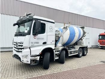 شاحنة خلاطة خرسانة LIEBHERR