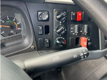 شاحنات مسطحة Mercedes-Benz Axor 1829 A 4x4 Axor 1829 A 4x4: صور 2
