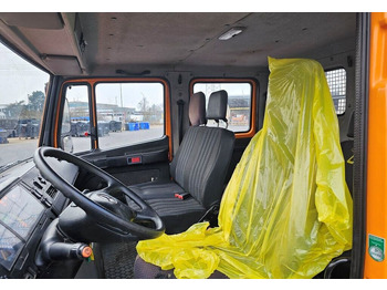 Interior photo 1: قلابات Mercedes-Benz Vario 813 D 4x2 Doka Vario 813 D 4x2 Doka, Meiller Kipper