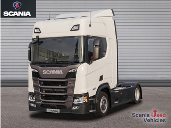 شاحنة جرار SCANIA R 460