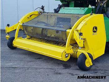 معدات حصادة الأعلاف JOHN DEERE