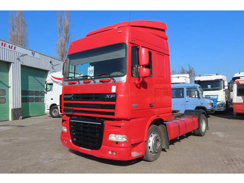 شاحنة جرار DAF XF 105 460