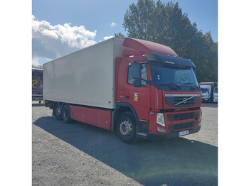 بصندوق مغلق شاحنة Volvo fm-330: صور 3