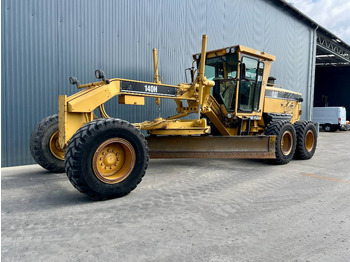 آلة تسوية الأرض CATERPILLAR 140H