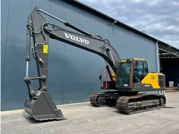 حفارات زحافة VOLVO EC210