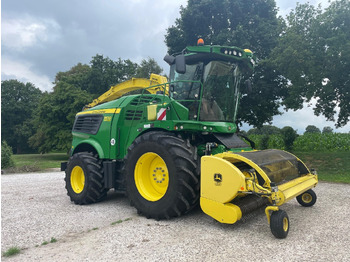 آلة حصاد JOHN DEERE