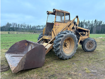 اللودر بعجل