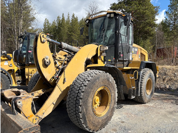 اللودر بعجل CATERPILLAR 938M
