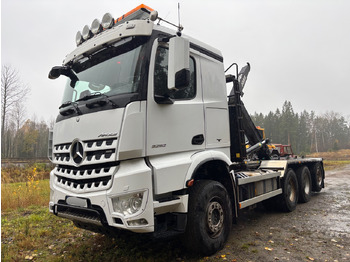 شاحنة ذات الخطاف MERCEDES-BENZ Arocs