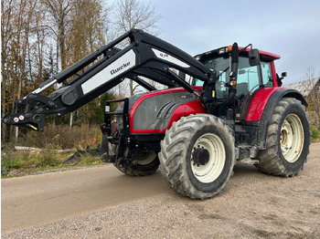 جرار VALTRA T202
