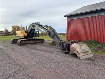 حفارة VOLVO EC210CL