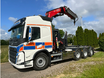 شاحنة ذات الخطاف VOLVO FM13