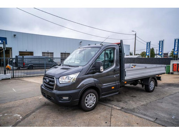 الشاحنات الصغيرة المسطحة FORD Transit