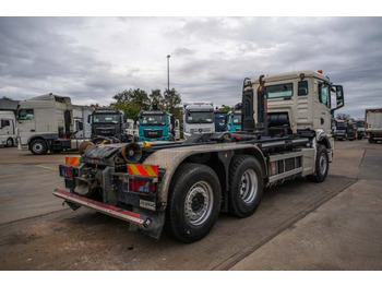 شاحنة ذات الخطاف MAN TGS 26.430 6x2-4 BL: صور 4